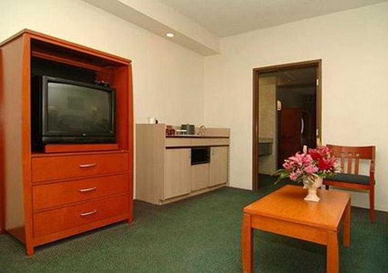 Clarion Suites Yuma Esterno foto